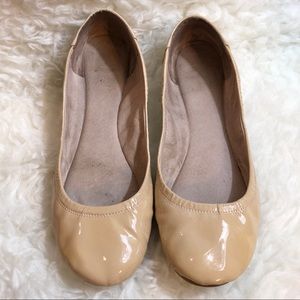 Vince Camuto Flats - Beige